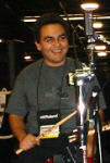 /Photos/2003WinterNAMM/score/Chuck Lopez.jpg